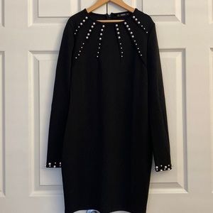 Dress with white beads